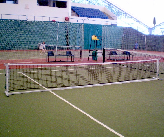 Half Court Tennis Mobile